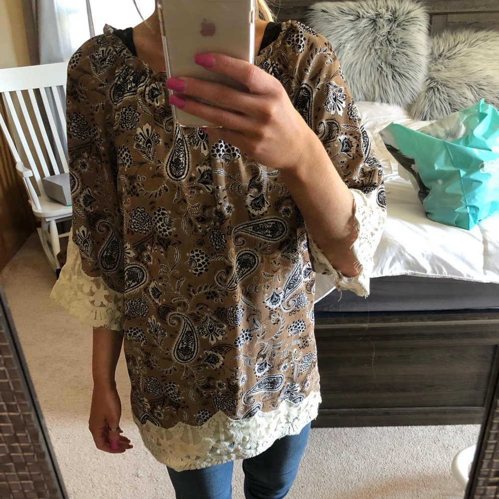 Tunic - Picture 3 of 3